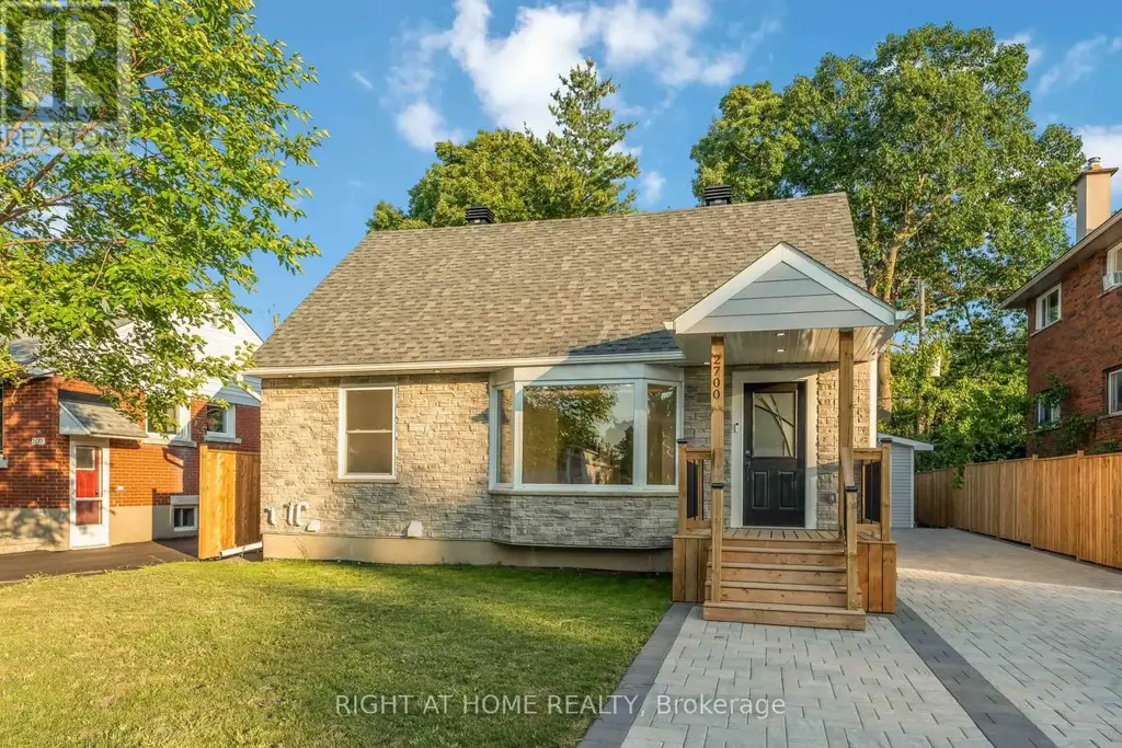 2700 Priscilla Street, Ottawa